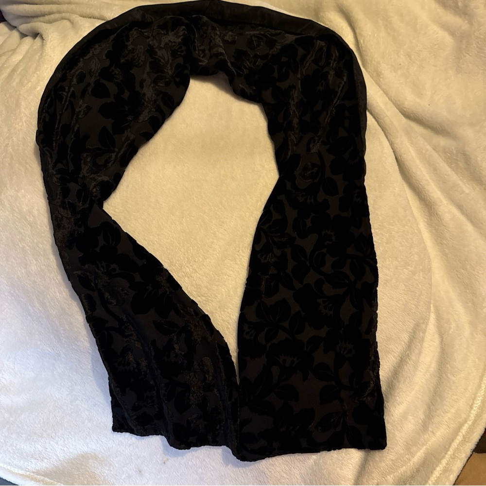 Elegant Black Floral Scarf